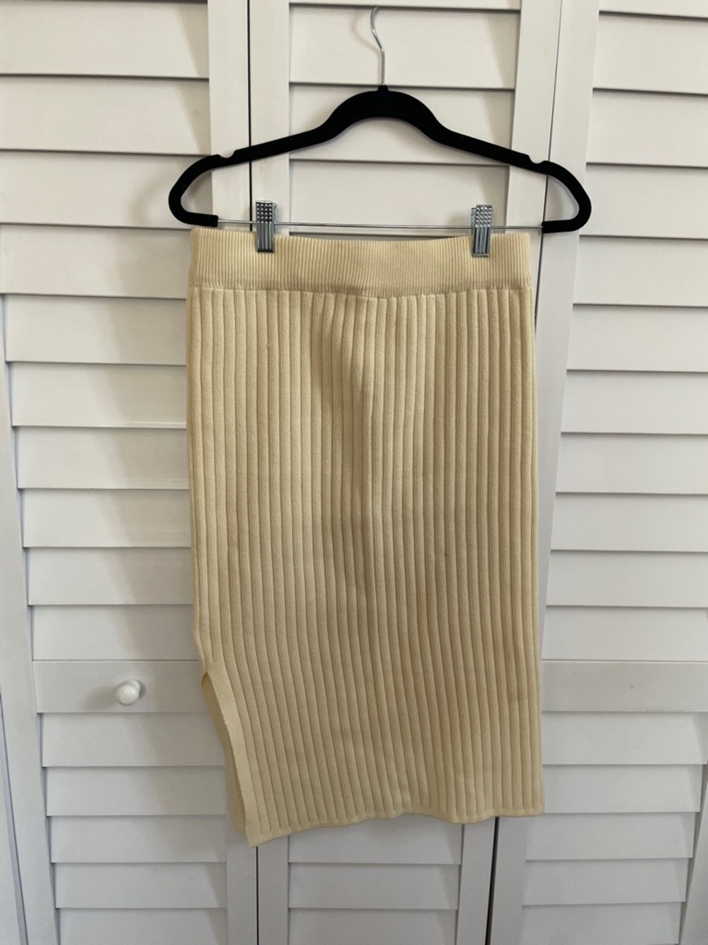 Bodycon Knit Midi Skirt with Slit